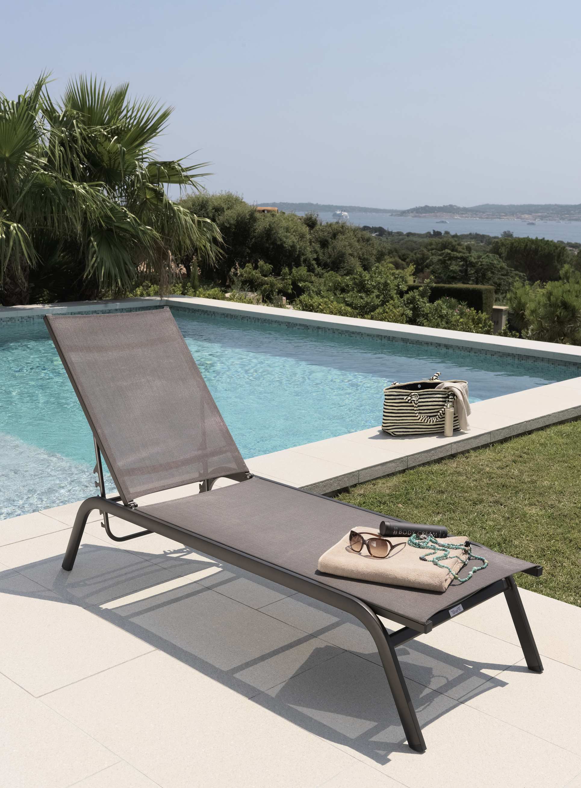 Step Sunbed | Italian garden furniture: Talenti