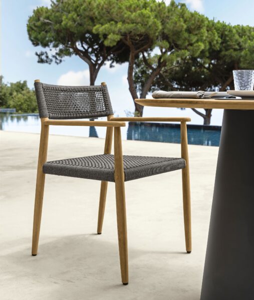 Dolcevita Dining Table D140 9