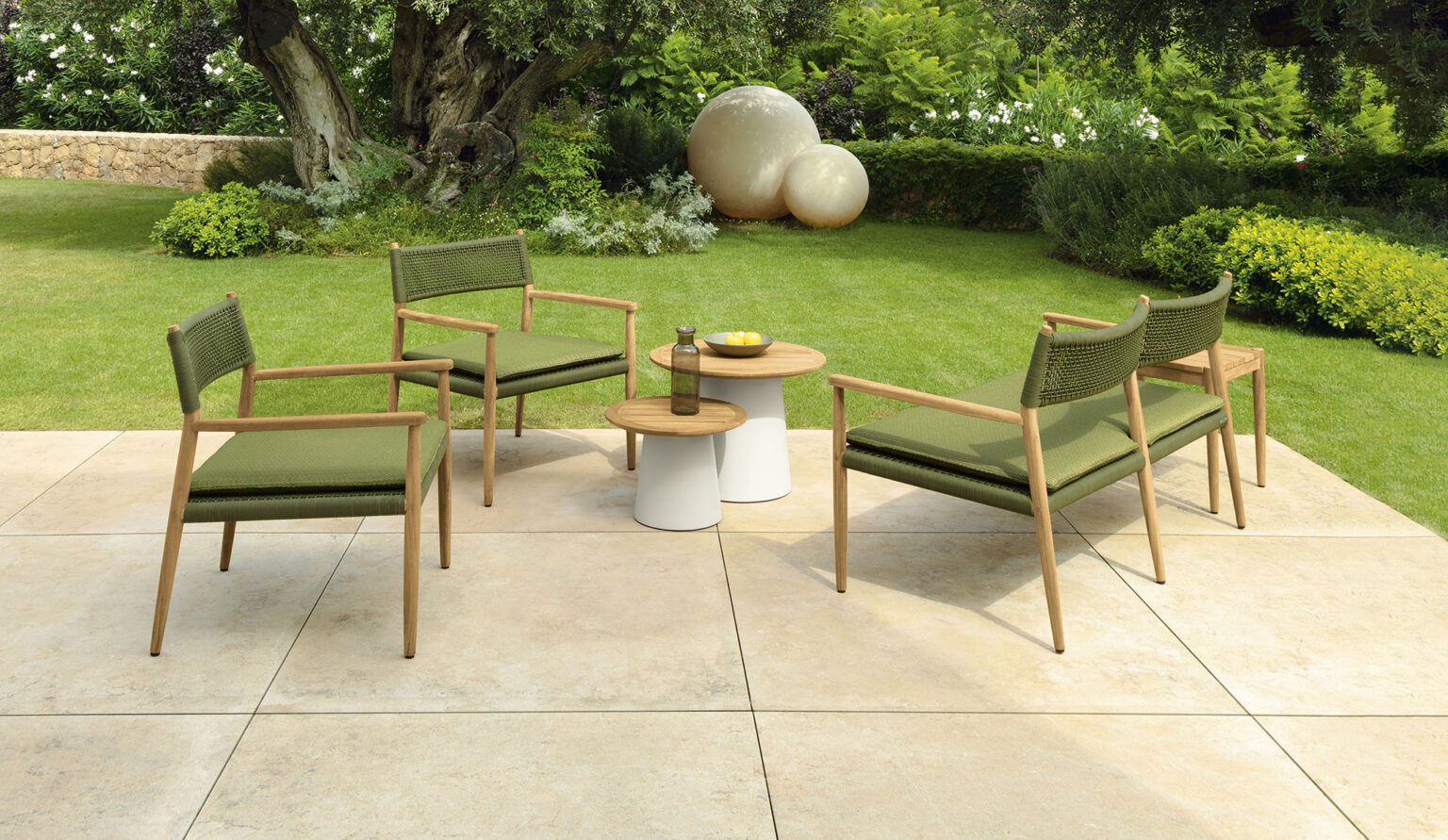 Dolcevita Coffee table D45 Italian garden furniture Talenti