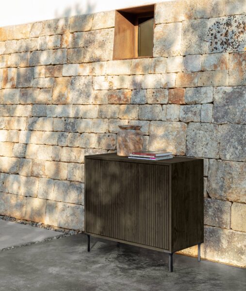 Chora Cabinet 75×45 3