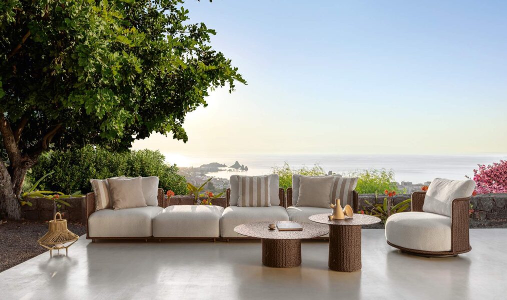 Bond Lounge armchair 3
