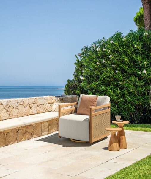 Edwin Swivel Living Armchair 0